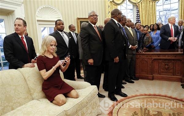 Beyaz Saray skandalının öznesi Kellyanne Conway kimdir?