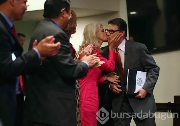 Beyaz Saray skandalının öznesi Kellyanne Conway kimdir?