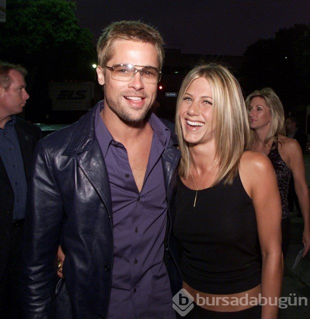 Brad Pitt ve eski eşi Jennifer Aniston mesajlaşıyor mu?