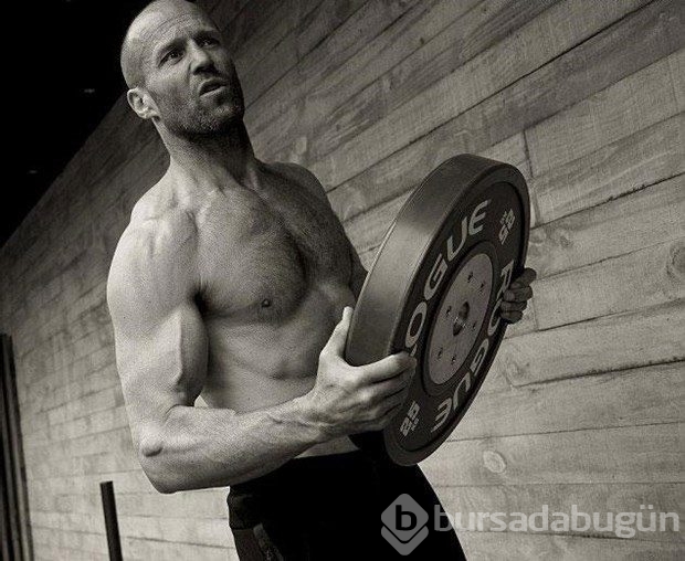 Jason Statham baba olmaya hazırlanıyor