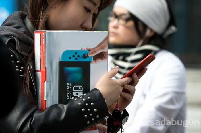 iPhone değil Nintendo Switch için kuyruk oldular