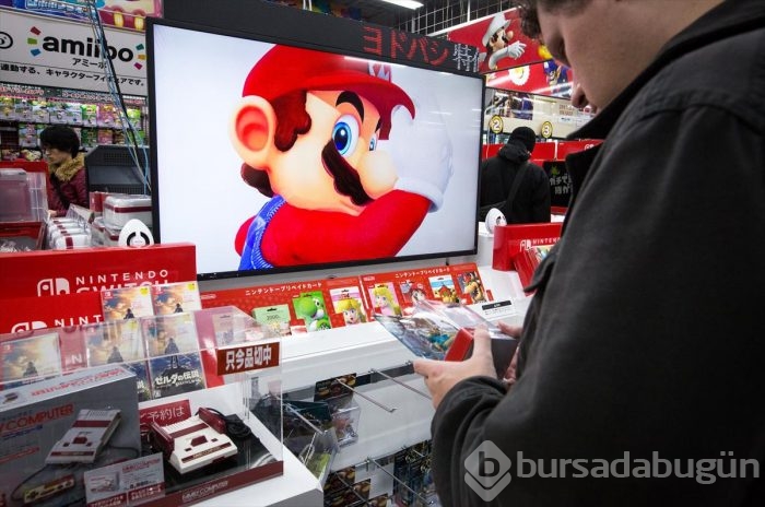 iPhone değil Nintendo Switch için kuyruk oldular
