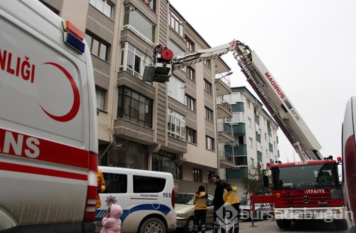Şiddet mağduru kadını itfaiye kurtardı