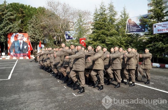 Yemin töreninde 'evlilik teklifi'