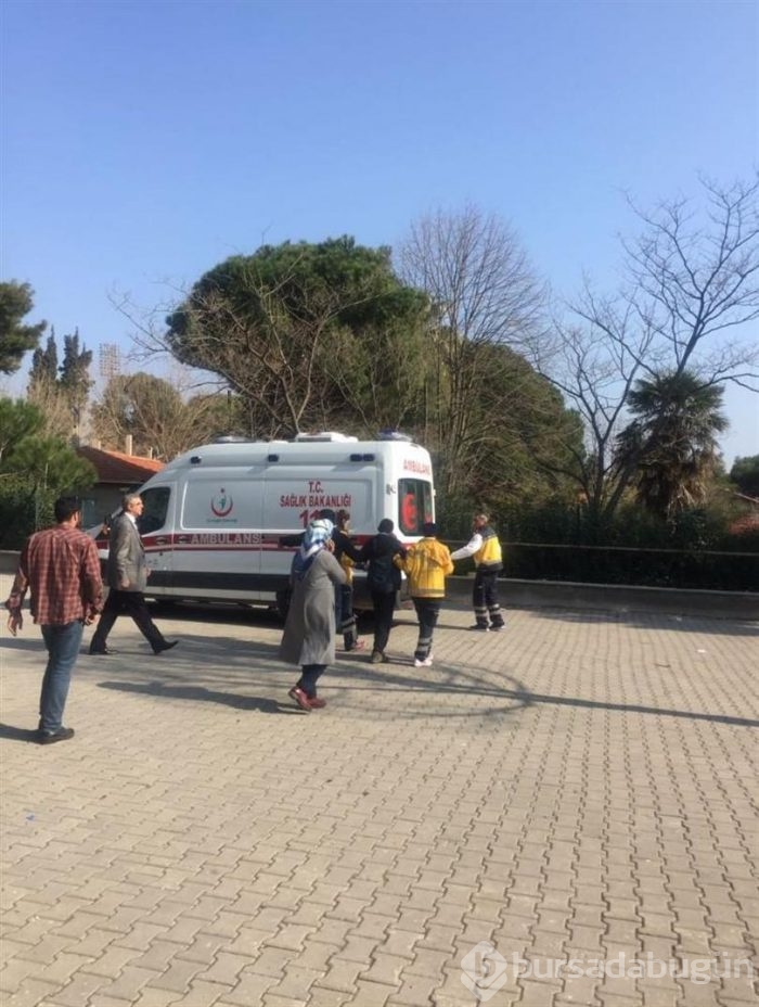 Kulağı tellere takıldı, itfaiye yardıma koştu