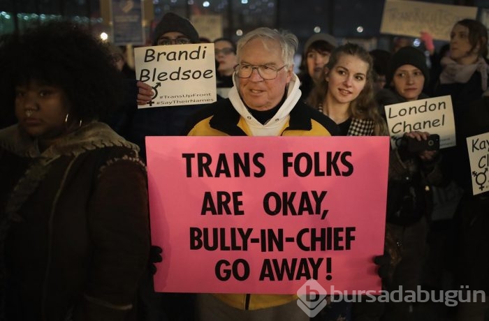 Transseksüeller Trump'ı protesto etti