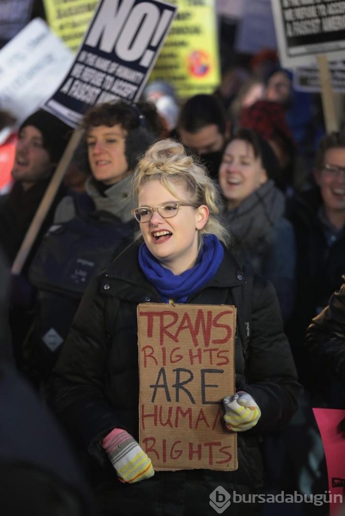 Transseksüeller Trump'ı protesto etti