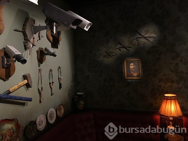 Filistin'de sokak sanatçısı 'Banksy' tasarımlı otel açıldı