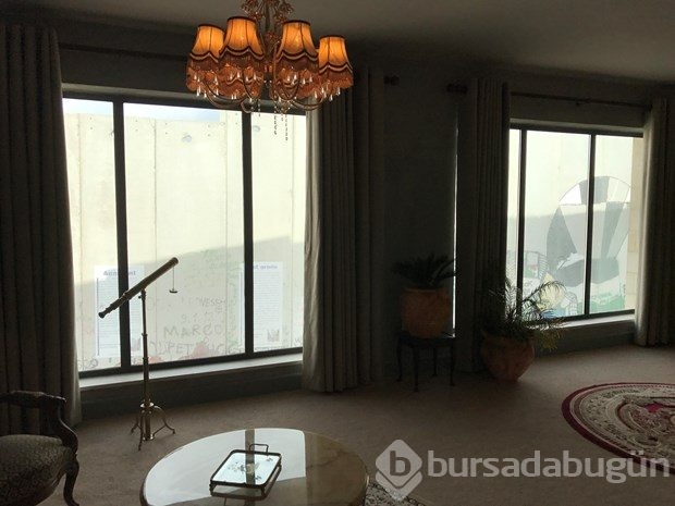 Filistin'de sokak sanatçısı 'Banksy' tasarımlı otel açıldı