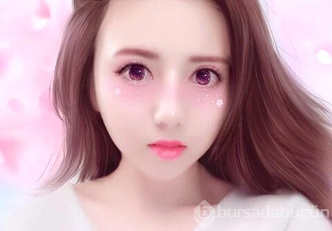 Sosyal medyanın yeni trendi: Anime selfie