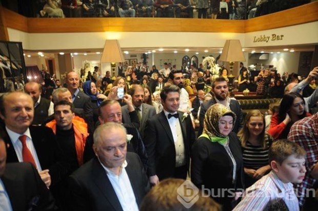 Ali Ağaoğlu'ndan kızına Bursa'da ikinci düğün