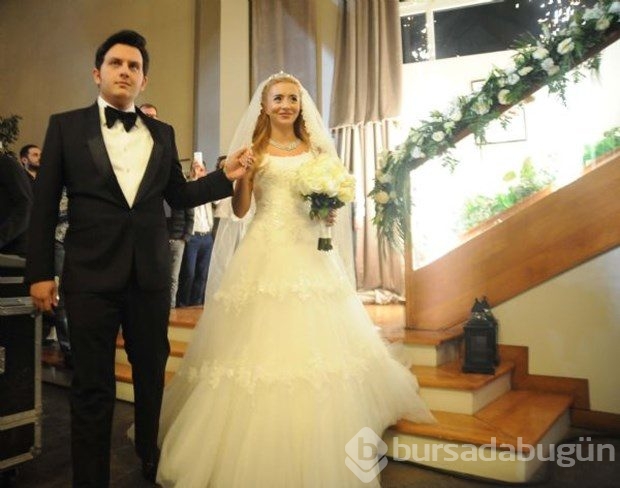Ali Ağaoğlu'ndan kızına Bursa'da ikinci düğün