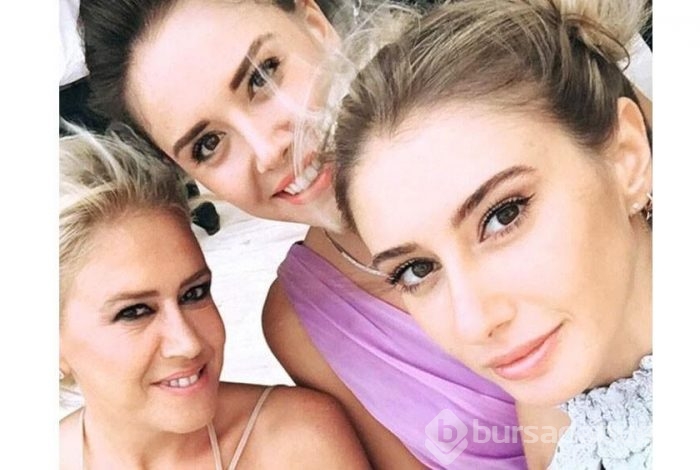Şeyma Subaşı annesiyle fotoğraf paylaştı