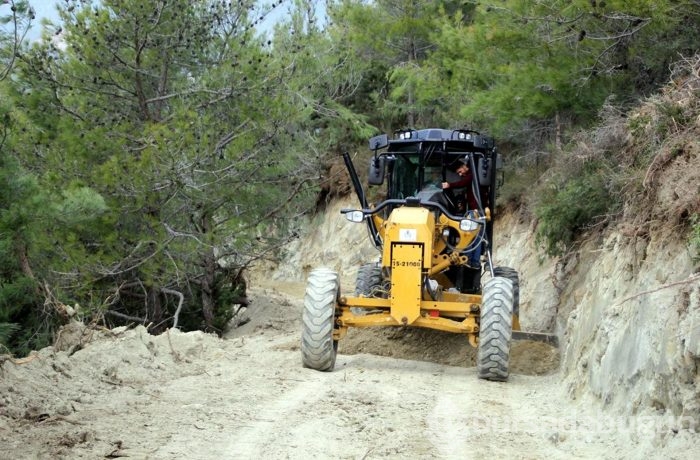 Hatay'a düşen Suriye uçağının karakutusu bulundu