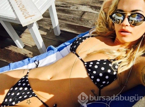 Rita Ora'dan cesur reklam