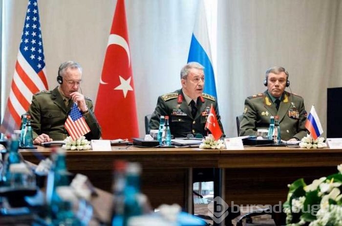 Hulusi Akar, ABD ve Rus mevkidaşlarıyla bir araya geldi