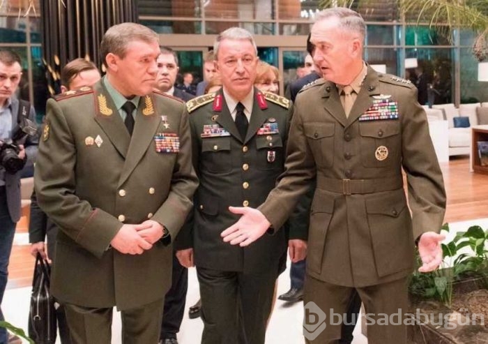  Hulusi Akar, ABD ve Rus mevkidaşlarıyla bir araya geldi