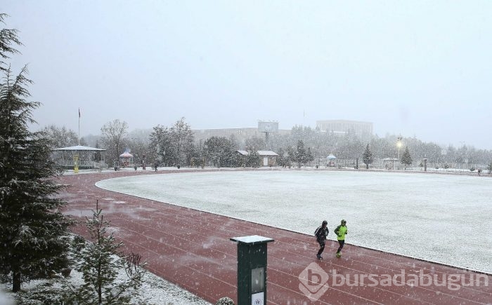 Ankara'da kar yağışı