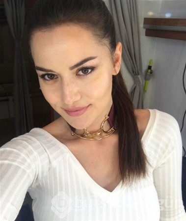 Fahriye Evcen'in göbeği şaşırttı