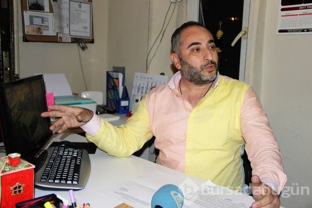 Köpekleri zehirledi, gülerek uzaklaştı!