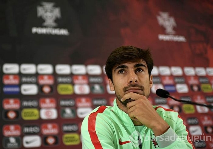 Messi'nin yeni sözleşme şartı olay yarattı!
