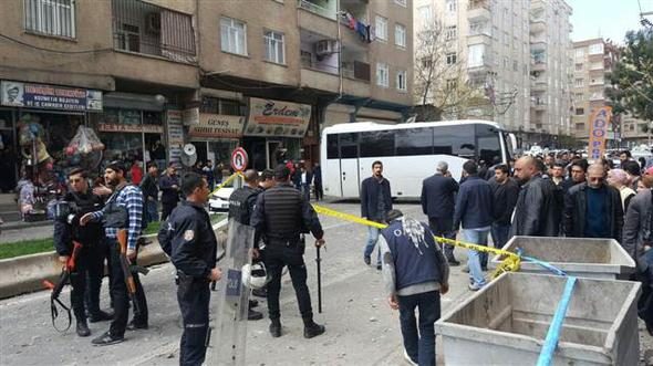 Diyarbakır'da patlama oldu! (11 Nisan 2017)