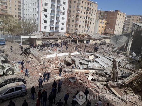 Mete Yarar'dan Diyarbakır'daki saldırıyla ilgili şok fotoğraflar
