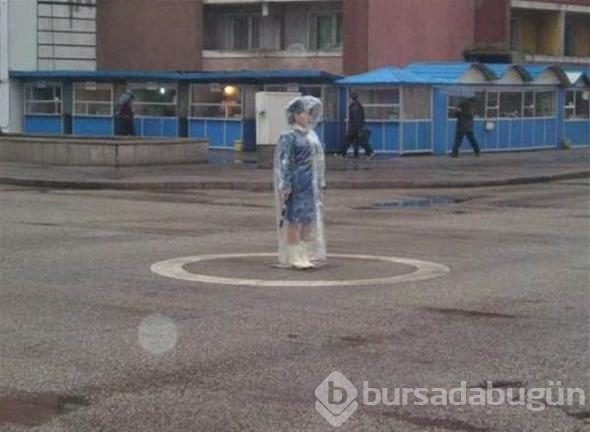 Olmayan trafiği denetliyorlar: Kuzey Kore