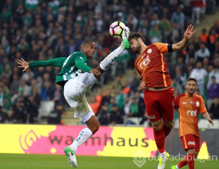 Bursaspor-Galatasaray maçından kareler