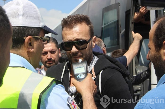 Beşiktaş taraftarı Bursa girişinde aranıyor
