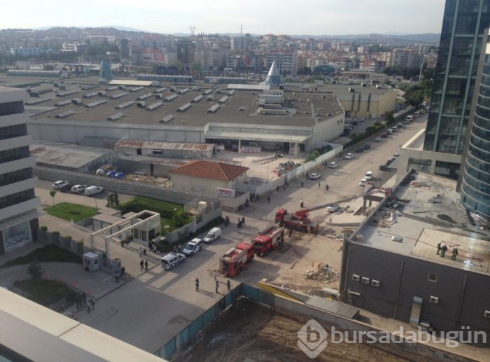 Bursa'da otel inşaatında korkutan yangın
