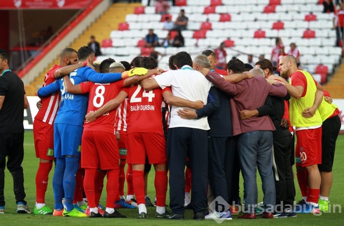 Antalyaspor- Bursaspor maçından kareler