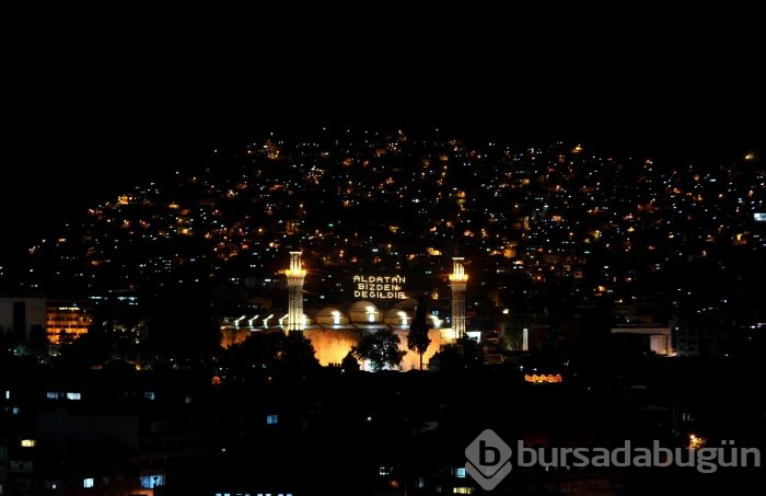 Bursa'da ilk teravih kılındı