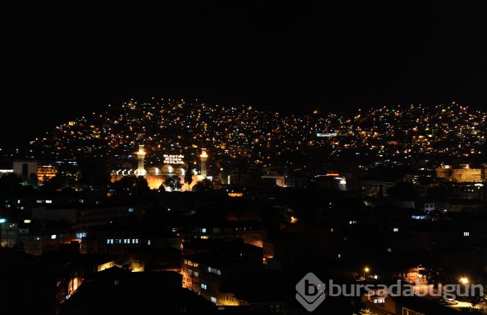 Bursa'da ilk teravih kılındı