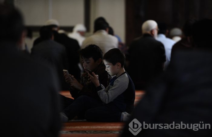 Bursa'da ilk teravih kılındı