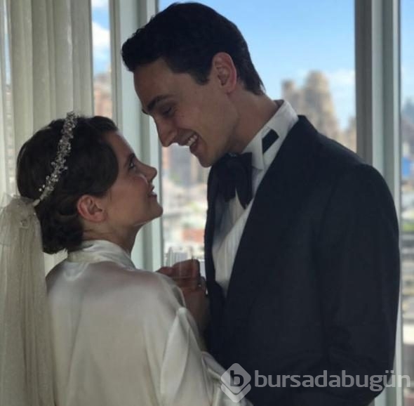 Ayşecan Tatari ve Edip Tepeli New York'ta evlendi
