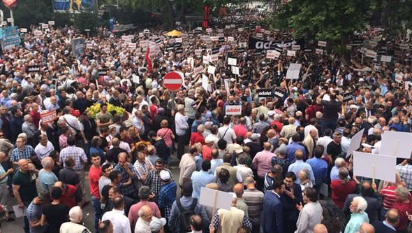 CHP'nin 'Adalet Yürüyüşü' başladı