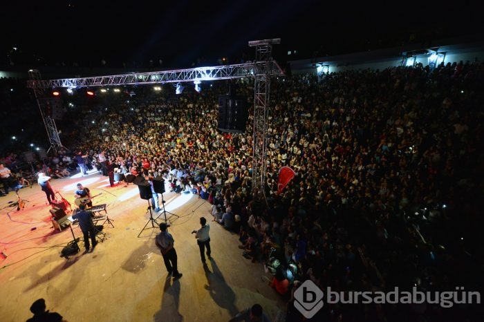 Bursa Cumalıkızık Ahududu Festivali'nde renkli görüntüler	
