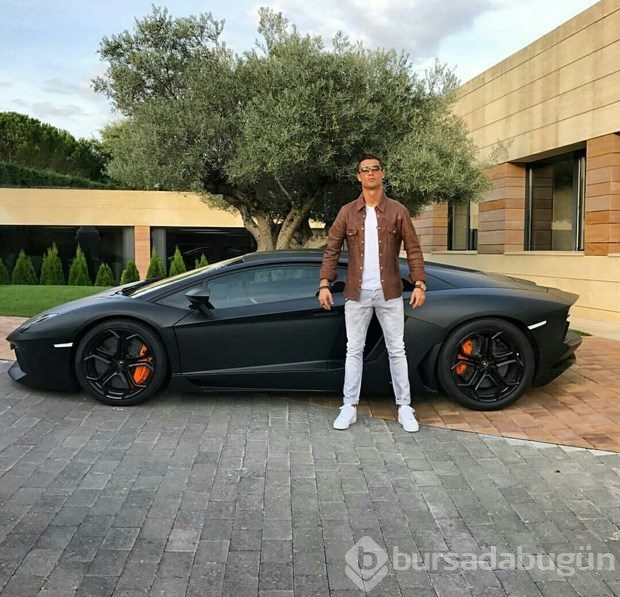 Cristiano Ronaldo'nun otomobil koleksiyonu