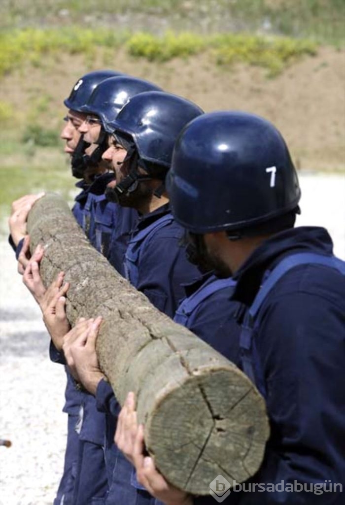 Özel Harekatçılardan muhabirlere eğitim