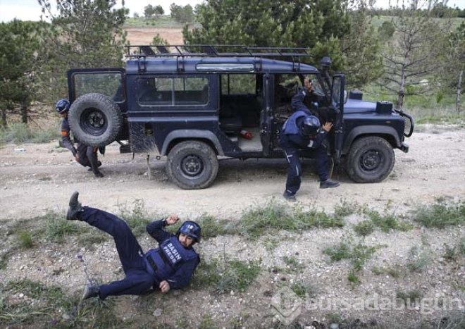 Özel Harekatçılardan muhabirlere eğitim