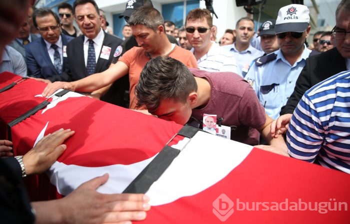 Bursa'da şehit polis memleketine uğurlandı