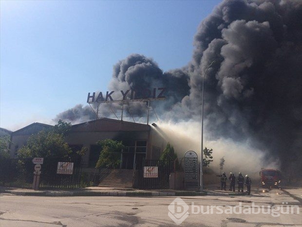 Bursa'da tekstil fabrikasında yangın