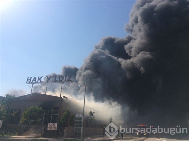 Bursa'da tekstil fabrikasında yangın