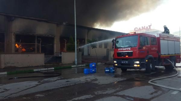Bursa'da tekstil fabrikasında yangın