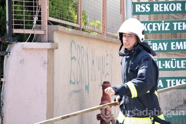Bursa'da tekstil fabrikasında yangın