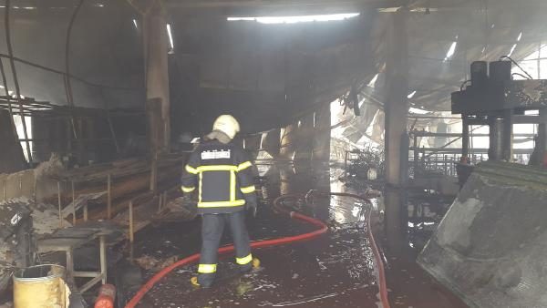 Bursa'da tekstil fabrikasında yangın