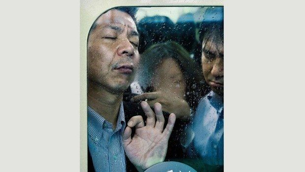 Tokyo metrosundan şiirsel fotoğraflar
