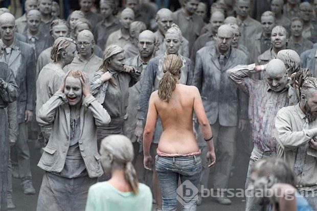 G20 zirvesine zombili protesto