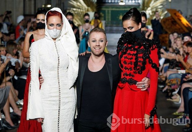 Paris Haute Couture Moda Haftası'nda 'maskeli balo'